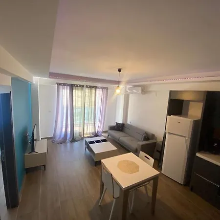 Esin Golf Kusadasi Апартаменты *